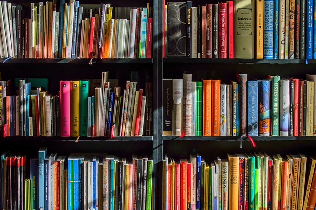 8. Povzbuzující práce s čtenáři: Jak se Hulme⁤ stal ikonou v oblasti čtenářského rozvoje a ⁣literárního vzdělání